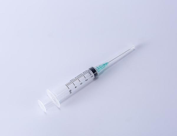5ml Medical Disposable Syringe Auto Disable Syringe Luer Slip For Vaccine EO Gas