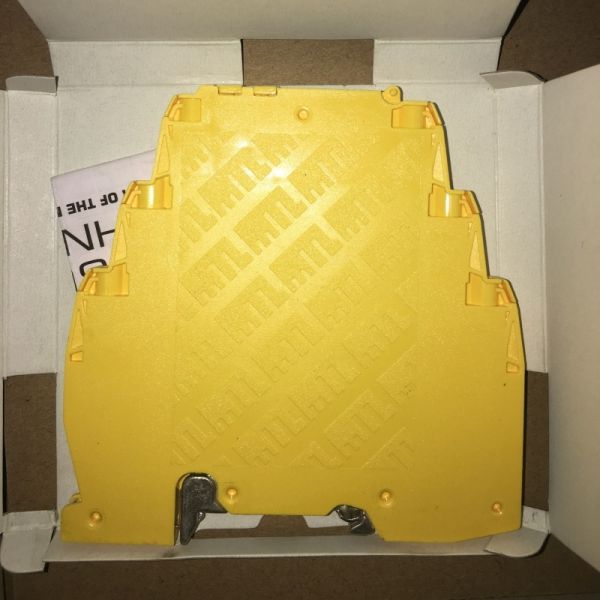 Eaton SD150X Surge Protection Device with 150V DC / 120V AC, 3A Nominal Current, and 20kA Surge Capacity