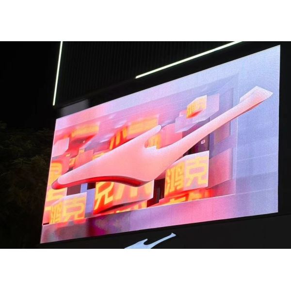 860w/m2 Average Power Consumption LED Billboards with Real Pixel 1R1G1B and Novastar Control System Perfect