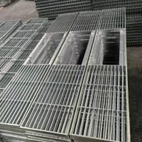 Grille ouverte antidérapante avec une résistance accrue à la corrosion