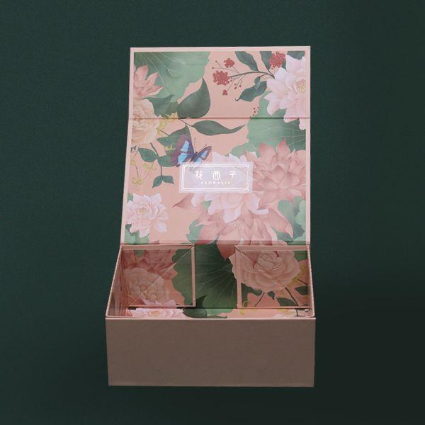 Embossed Decorative Small Magnetic Gift Box Flip Top Magnetic Box
