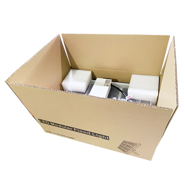 На открытом воздухе высокое СИД поляка IP65 затопляет светлые 25 60 угол пучка 90 градусов