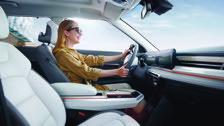 Veículo elétrico puro KGM Torres EVS 109mph Velocidade máxima 152kw 207PS Potência máxima pronta para ir Carro elétrico puro