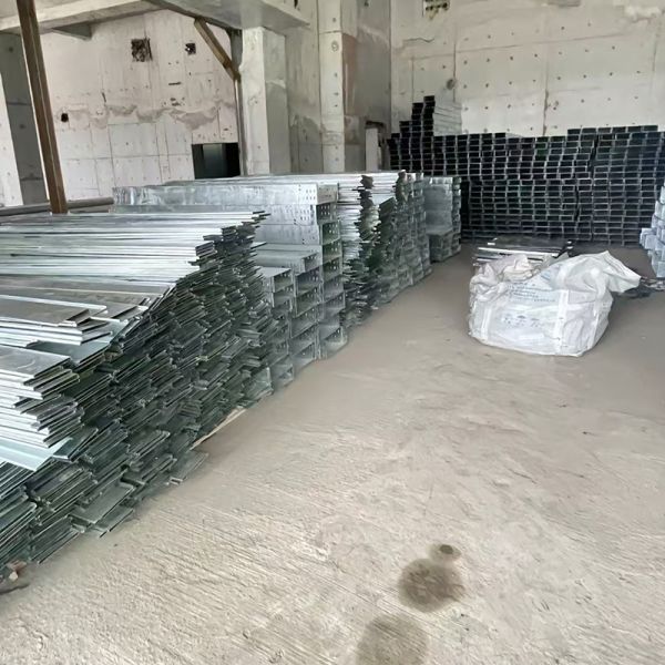 Hot Dip Galvanized Steel Cable Tray For Indoor And Outdoor Corrosion Resistance