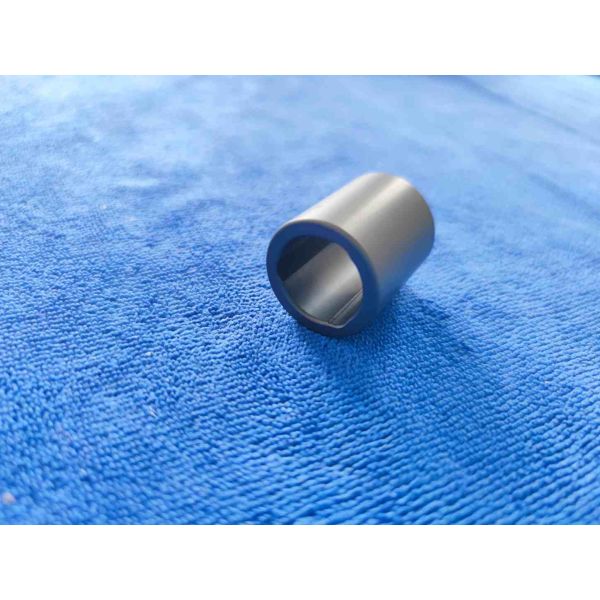 Custom Silicon Carbide Sliding Bearing Sleeve for Pumps