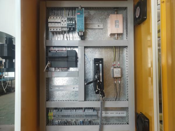 altura servo elétrica da operação da imprensa 220V/380V 750mm da conformidade do CE 20T