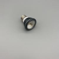 LED à spectre complet UVA UVB lumière alliage d'aluminium UVB lumière pour l'iguane