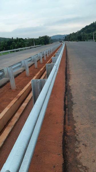 Corrosion Resistant Customized Steel Guardrails International Standards ISO1461/EN1317