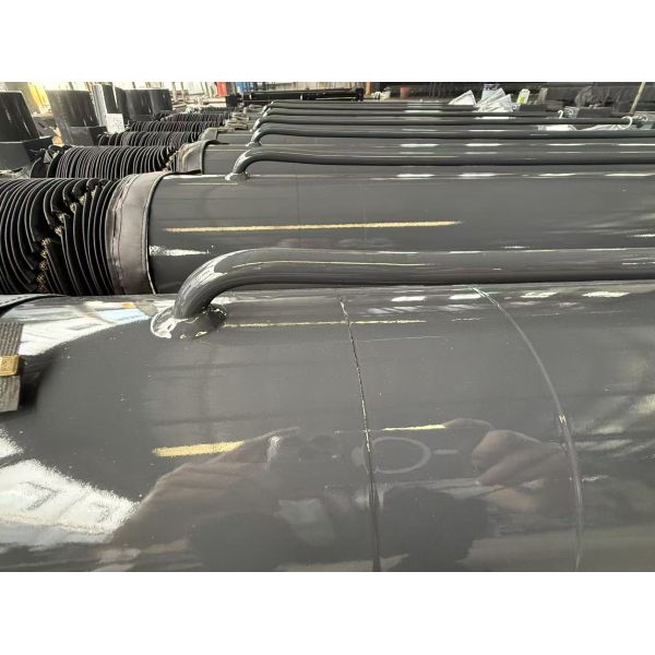 High Tonnage Hydraulic Luffing Cylinder With Hard Chrome Plated Steel Protective Cover