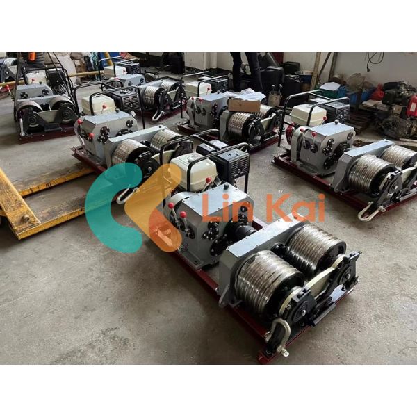 50KN Power Cable Pulling Winch With Six Gear Box And 9KW Engine