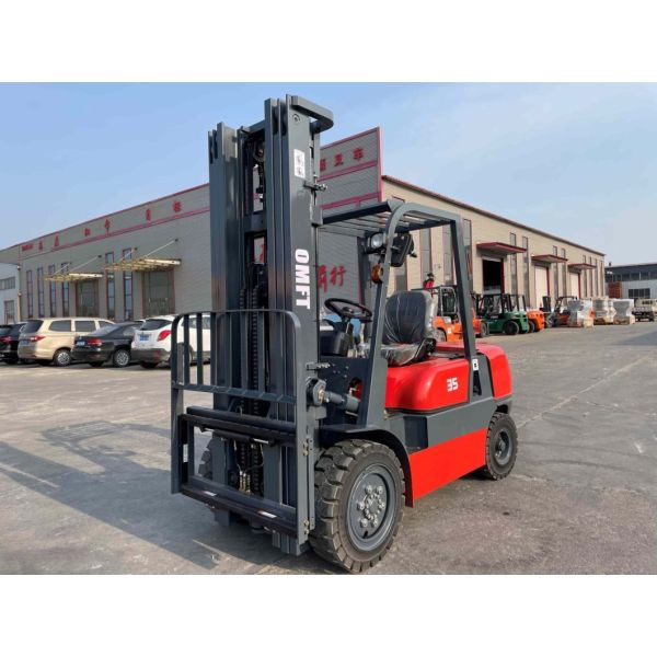 3.5ton Diesel Forklift Trucks Toyota Model CE with Japanese Isuzu C240 Engine Fork Lift