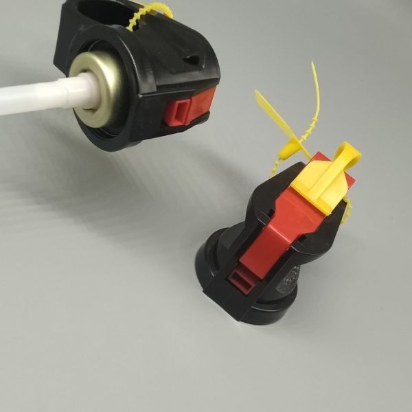 Valve Fittings For Portable Fire Extinguishers, Fire Extinguisher Valve Components, Precision Fittings For Portable Fire Safety Equipment