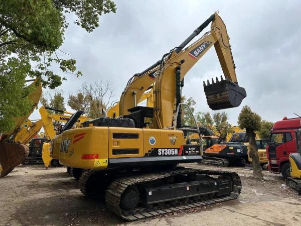 210kW Excavateur Sany utilisé récupéré Équipement de déplacement de terre SY305H 30 Tonnes