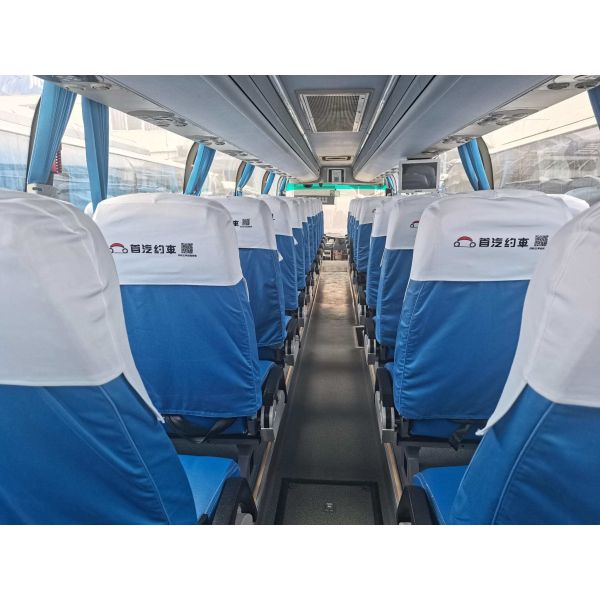 Marca del autobús BFC6120 China de Beifang del autobús del pasajero de la impulsión de la mano izquierda de Bus 53 Seat del coche