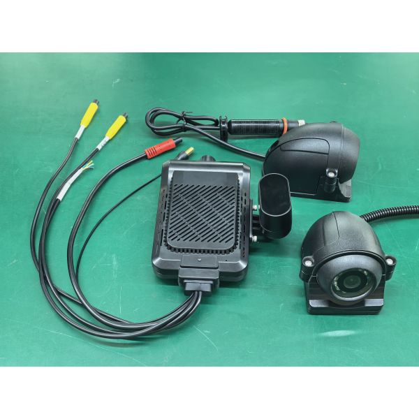 Dash Cam Recorder with Built In AI Algorithm for Driver Behavior Detection and 4G Module Supporting Global Frequency Bands