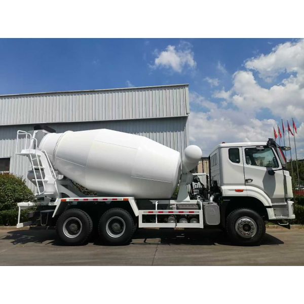 Shacman Sinotruck Sitrak HOWO Concrete Mixer Truck Used Dump Tipper Tractor Trucks Fuel Tanker Car Flatbed Lowbed Cargo Side Board/Curtain Semi Trailer