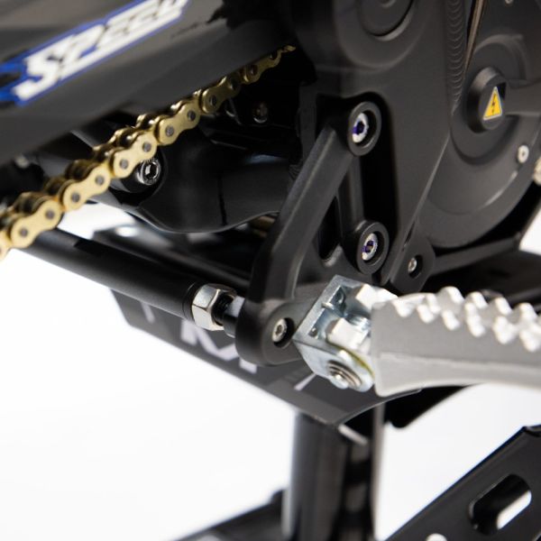 Gasoline Motorcycle with 3.5-inch TFT Full-Color LCD Screen and 376N. m Rear Wheel Torque