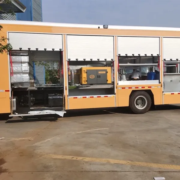 Mobile RO Filter Pure Drinking Water Filtration Purification Truck