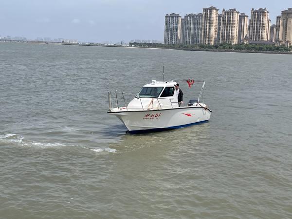 2023 new 25ft FRP Half top fishing boat with cabin in cheap price