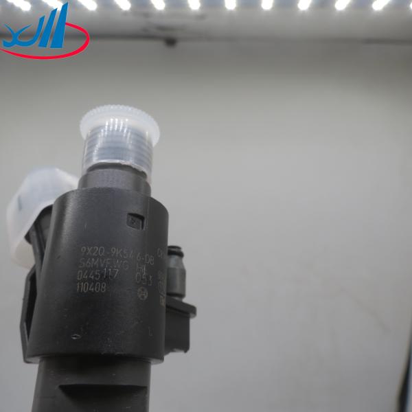 Auto Parts Diesel Fuel Injector Nozzle 0445115064 Common Rail Injector For Mercedes Benz