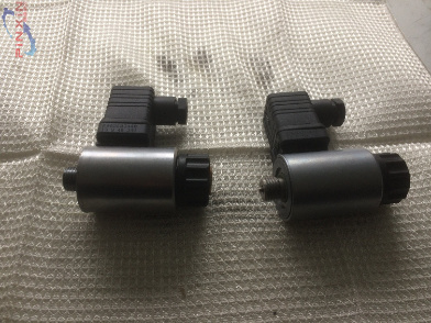 Single Cylinder Structure Hydraulic Pump Parts Solenoid Coil 3pins 2 pins for Spareparts