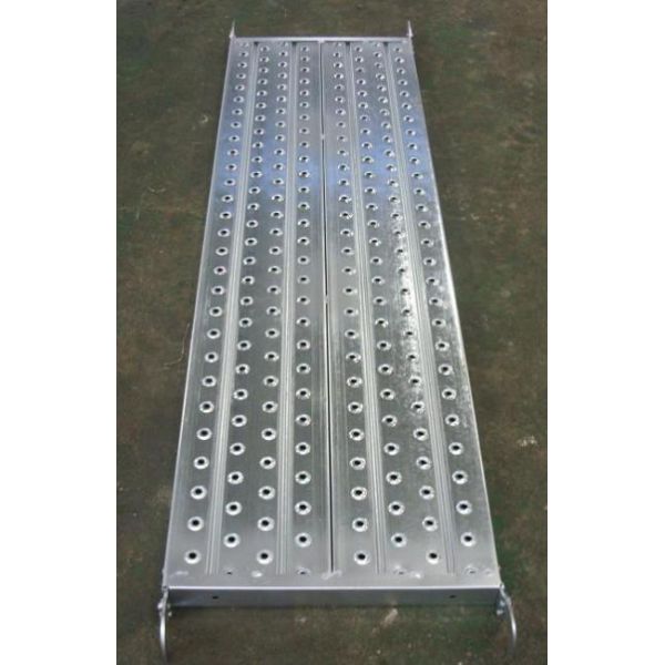 Galvanized Pregalvanized steel scaffolding boards with hook , thickness 1.8mm