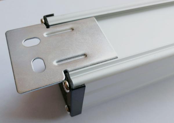 Unidade de distribuição de poder interna do PDU da montagem em rack, tira resistente do poder de 9 tomadas
