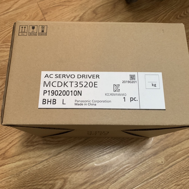 Panasonic MCDKT3520E MINAS A5 Series Servo Driver 30A 240V 750W AC Servo Drive for Industrial Automation