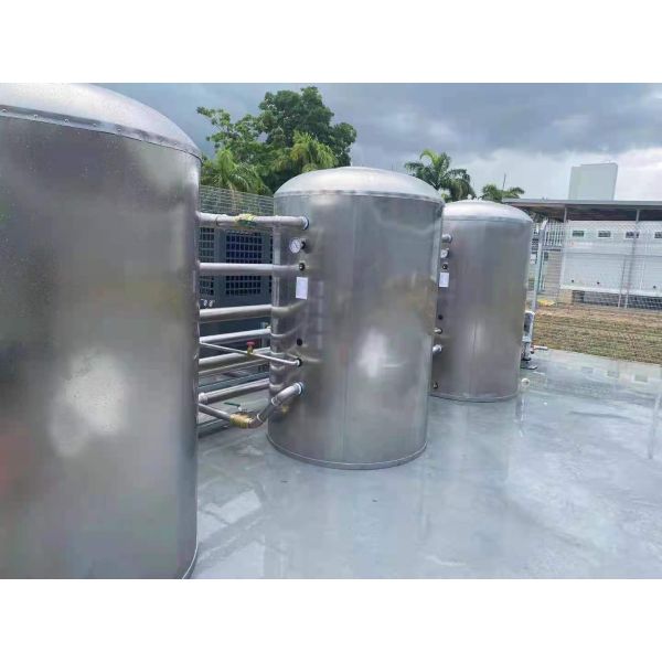 2000 L Pressure bearing water tank with P/T valve