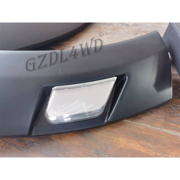 La defensa del coche del ABS 4x4 señala por medio de luces para el rapaz del guardabosques T9 2022+ con las llamaradas ligeras del arco de la rueda