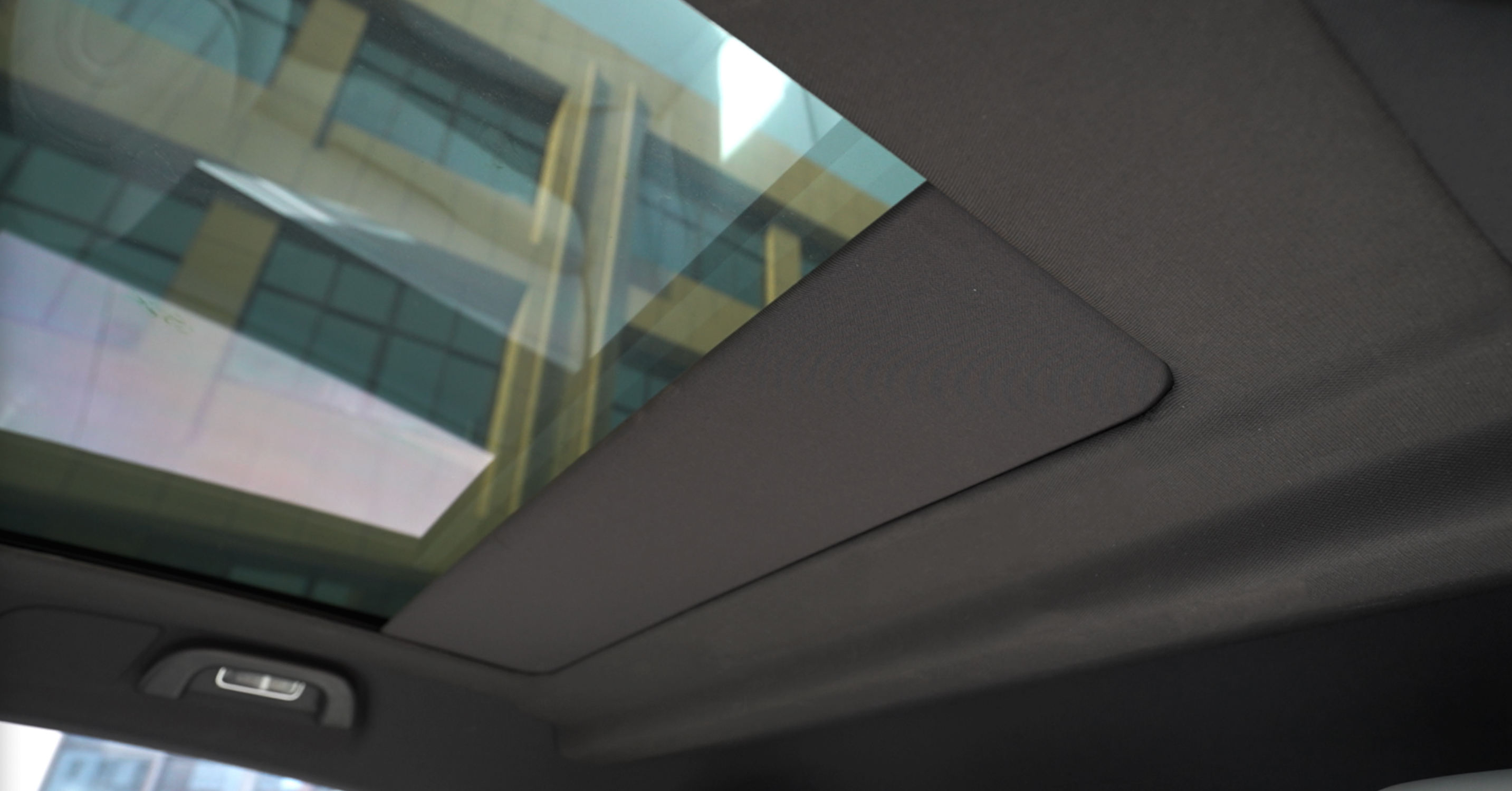 ForXiaopeng G6 Retractable Electric Sunshade Factory Direct Sales