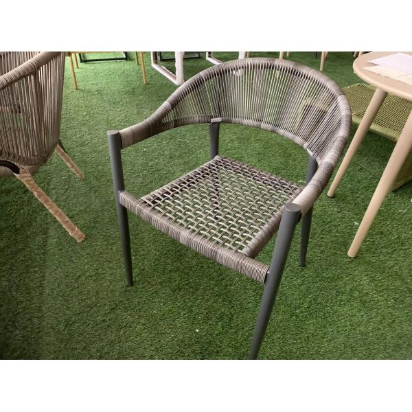 Custom Garden Modern Metal Outdoor Dining Chair for Outdoor Entertaining