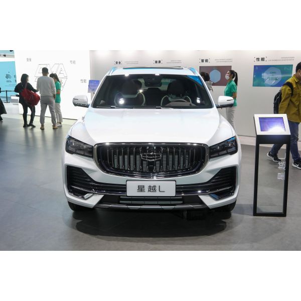 Горячая продавая 5 звезда Yue l корабль seater 2.0T Geely бензина компакта SUV в Китае в запасе в 2023