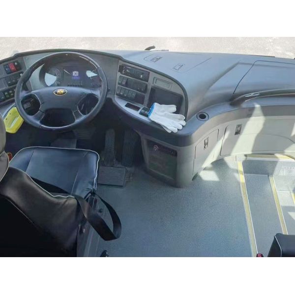 Euro 4 Zhongtong Used Commercial Buses 30 Seats - 50 Seats With WP7.210E40 Engine