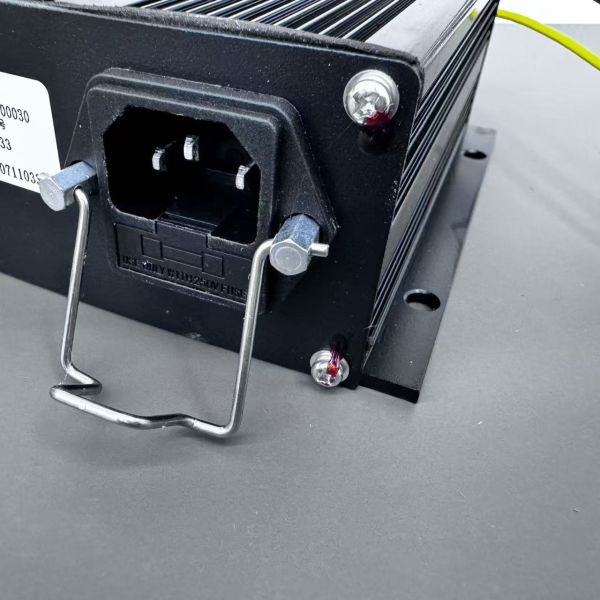 Chargeur de batterie pour chariot élévateur électrique Noblelift OEM 240W, monophasé 16V 15A