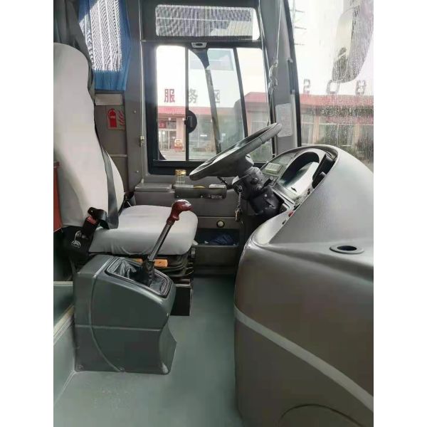 2009 o ônibus usado do ano 53 assentos usou o motor diesel usado ZK6129HD do condicionador de Bus With Air do treinador de Yutong