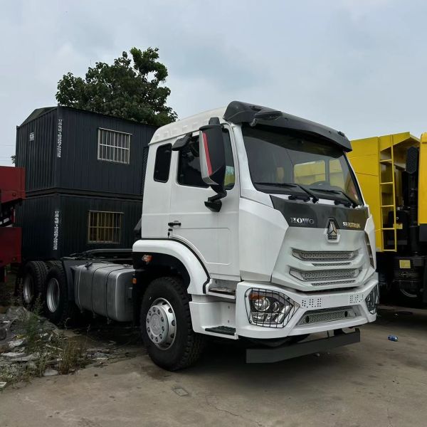371hp 375hp Used Tractor Trailer Sinotruk Howo 6x4  10 wheels
