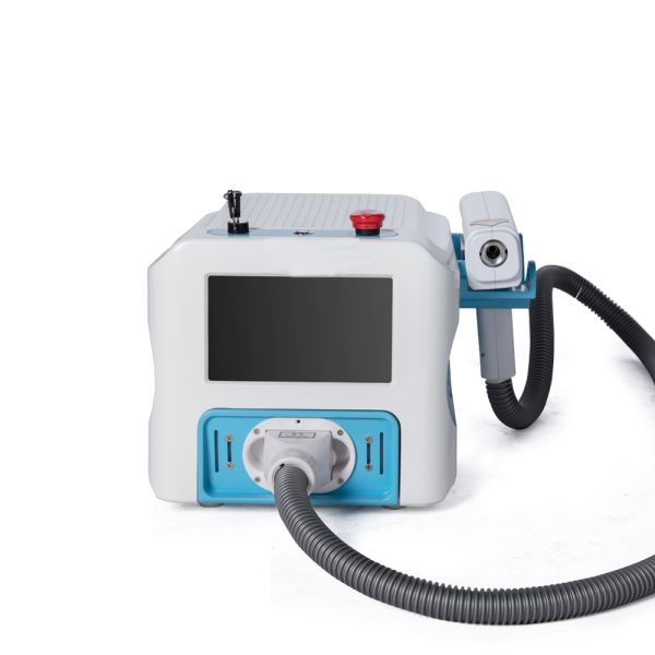 Q - Switched Nd Yag Laser Machine , Portable 1064 / 532nm Laser Tattoo Removal Equipment