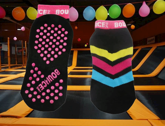 Polyester Altitude Trampoline Park Anti Slip Sports Socks For Adult / Children Custom Logo