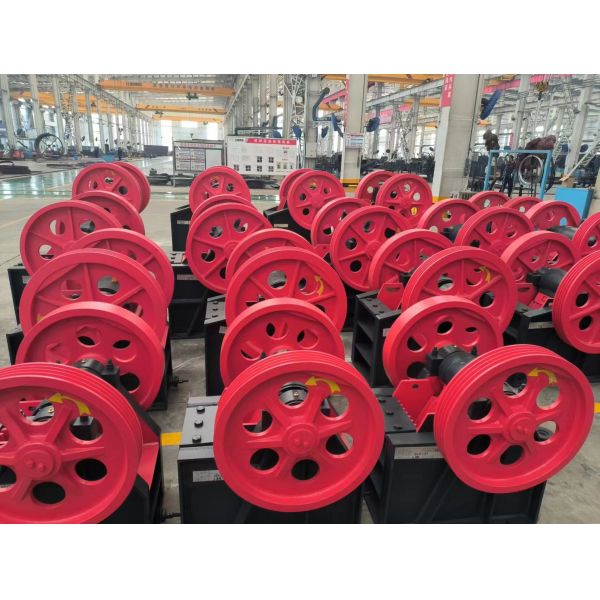 Factory Small capacity Jaw Crusher PE150*250 for good start with low Price hot in sale