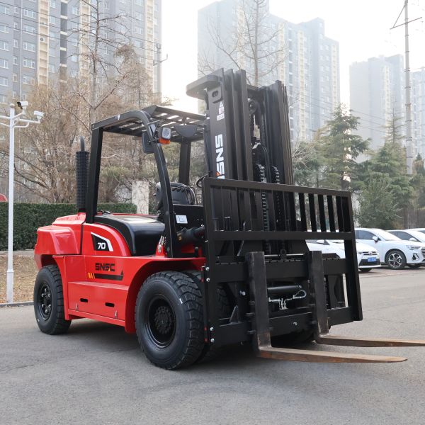 Durable 7 Ton Diesel Forklift for Logistics and Construction Sites