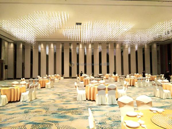 Customizable Mobile Temporary Wall Divider Flexible For Versatile Space Utilization