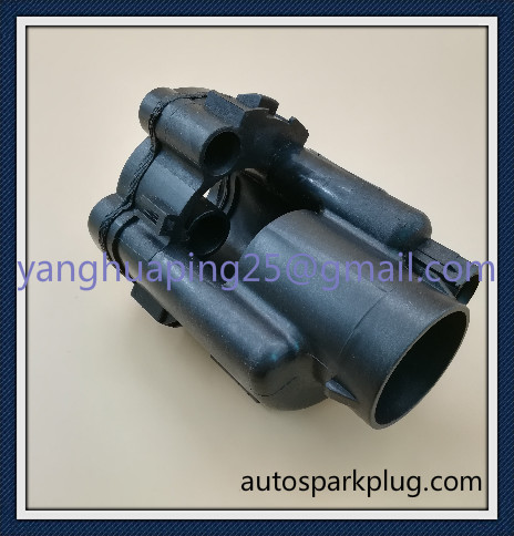 Engine Parts Fuel Filter 31112-26000 for Hyundai Santa Fe 2001-2006