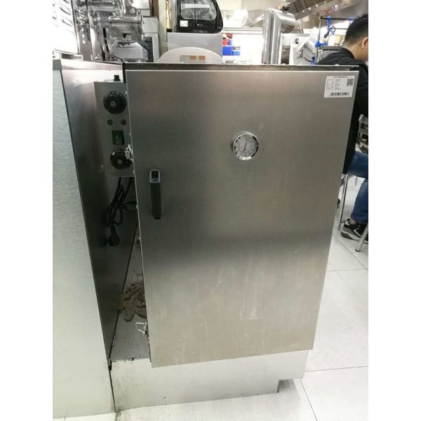 1.0kw Food Processing Equipments / Meat Smoking Machine ~220 - 240V 50 / 60Hz Temp 0 ~ 135°C