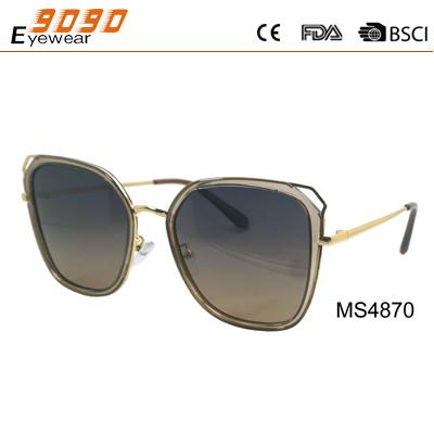 2018 hot sale style  mirrored sunglasses Designer glasses shades eyewear