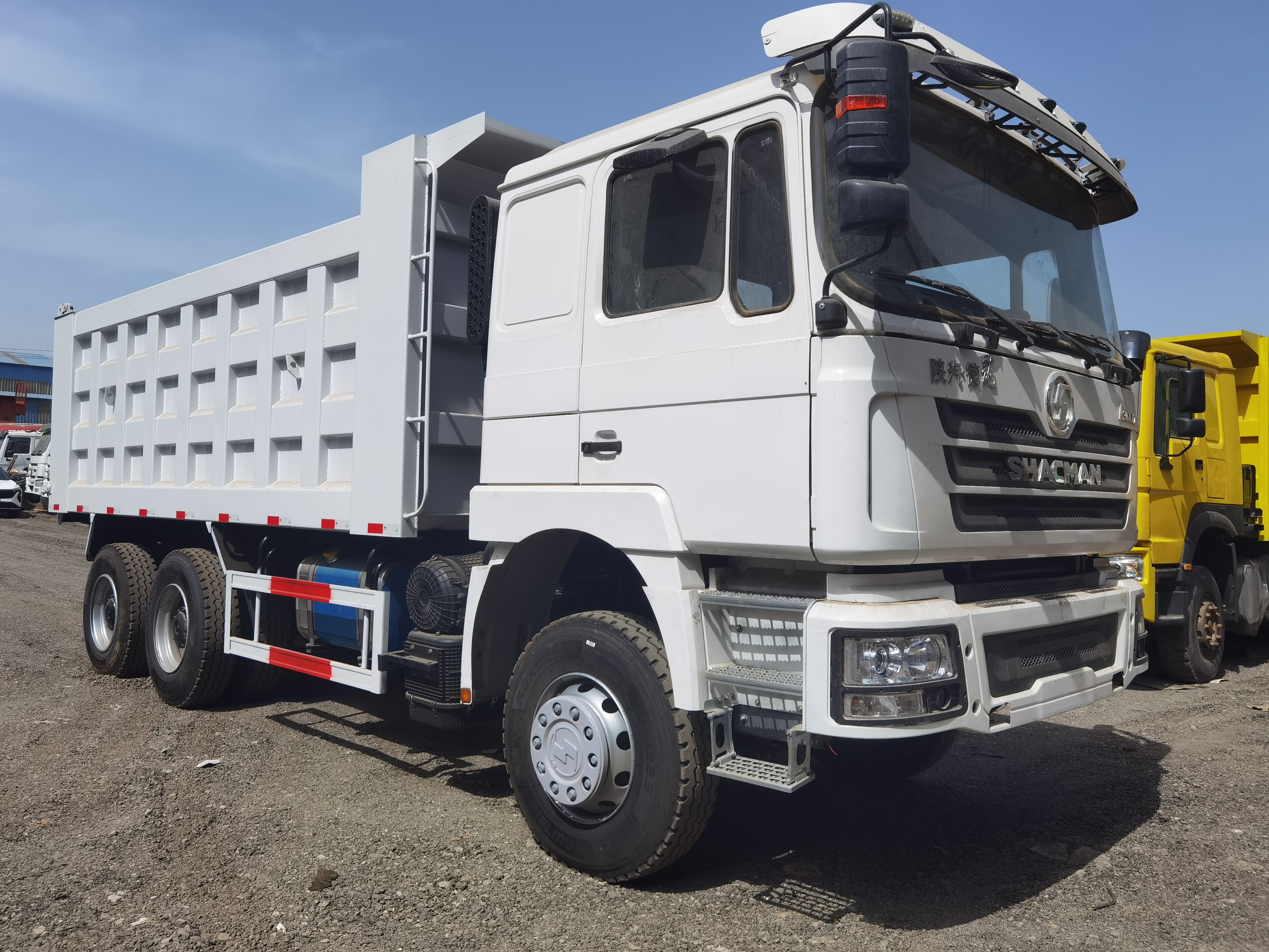 Использованный SHACMAN F3000 6X4 тяжелый грузовик 10 шины 300 л.с.