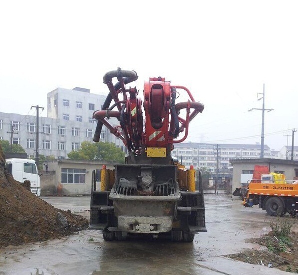Used 2008 Putzmeister Concrete Pump Truck 42m Spare Parts for International Buyers