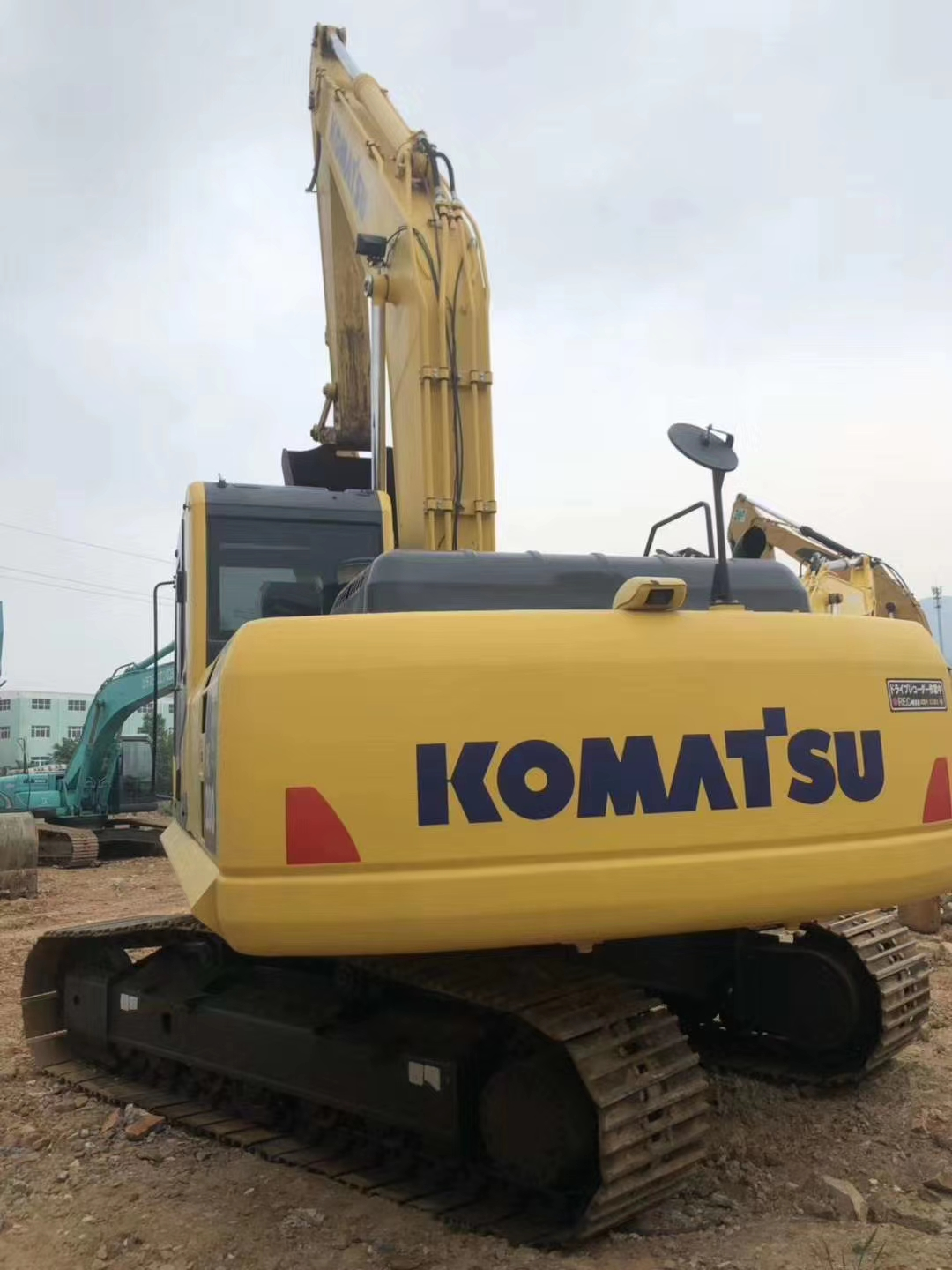 Komatsu Pc 200 Excavator In Good Condition , Previous Owner Maintained It Well