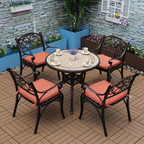 Наружная мебель для гостиницы Вилла Дворик Трех или пятикомпонентный комбинированный набор стульев