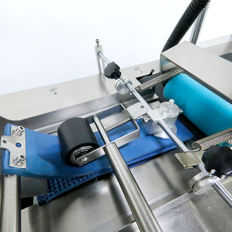 YM210D Flat Surface Labeling Machine Automatic Box Labeling Machine for Food and Daily Necessities Flat Label Applicator